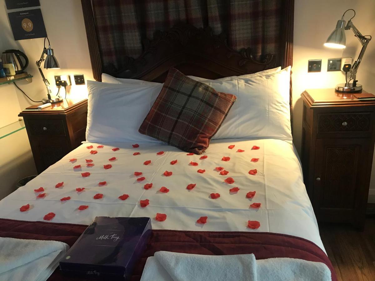 Hot Tub Hide Away Near Alton Towers Staffordshire Hotell Cheddleton Exteriör bild