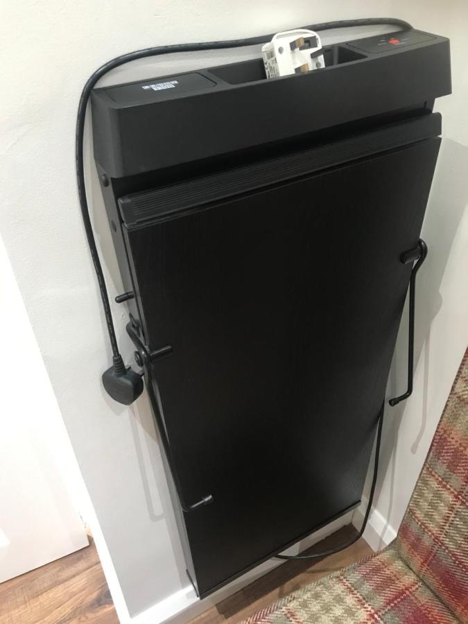 Hot Tub Hide Away Near Alton Towers Staffordshire Hotell Cheddleton Exteriör bild